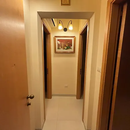 Casa 1d Appartamento *